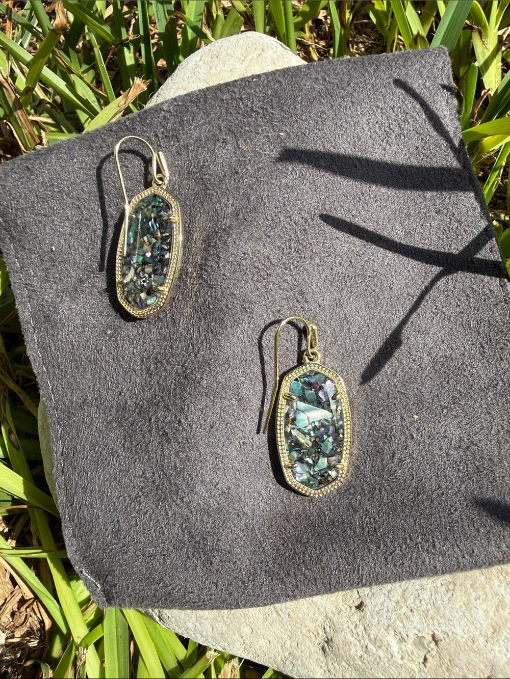 Kendra Scott Gold Abalone Drop Earrings - Picture 6 of 6
